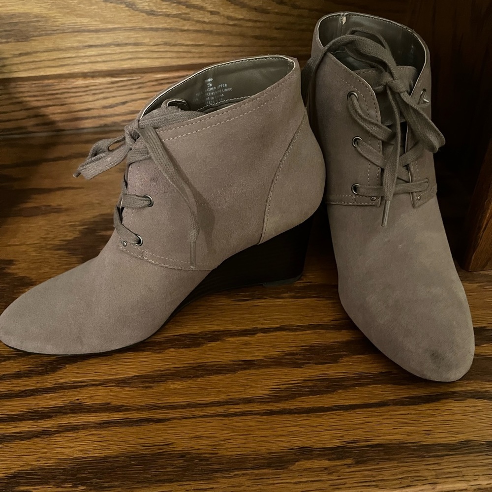 Ladies Ralph Lauren ankle boots size 5